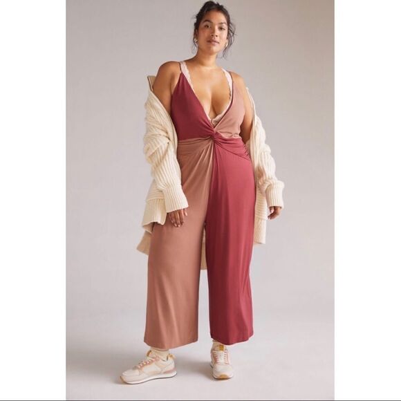 NEW Daily Practice Anthropologie Twist-Front Plunge Colorblocked Jumpsuit Medium - Picture 4 of 6